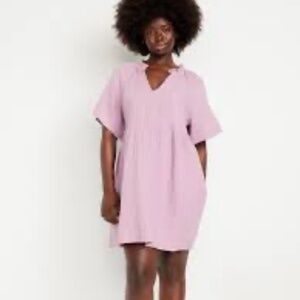 Old Navy Split Neck crinkle gauze swing mini- NWT. Retail 50